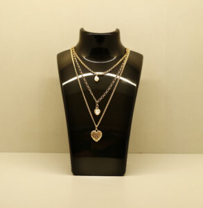 bust showcase jewelry display for necklace pendant jewelry lifes